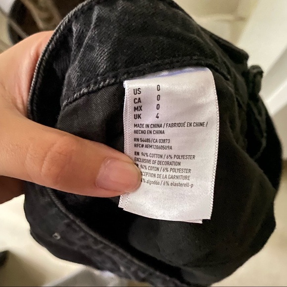 AMERICAN EAGLE Black Distressed Denim Mini Skirt - Picture 7 of 9